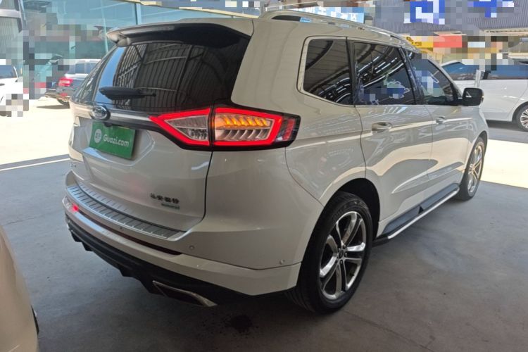 Used Ford Edge 2017 EcoBoost 245 Two-Wheel-Drive Sporty 7-Seater Rear Right 45 Deg