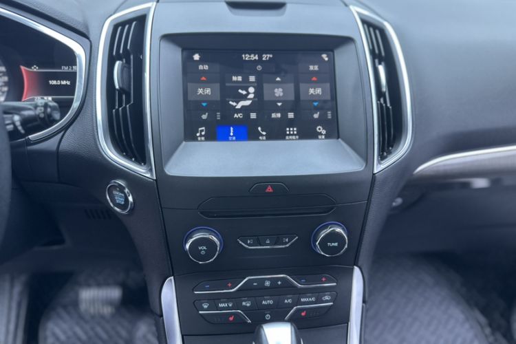 Used Ford Edge 2018 EcoBoost 245 Two-Wheel-Drive Titanium 7-Seater China VI Standard Audio And AC Panel