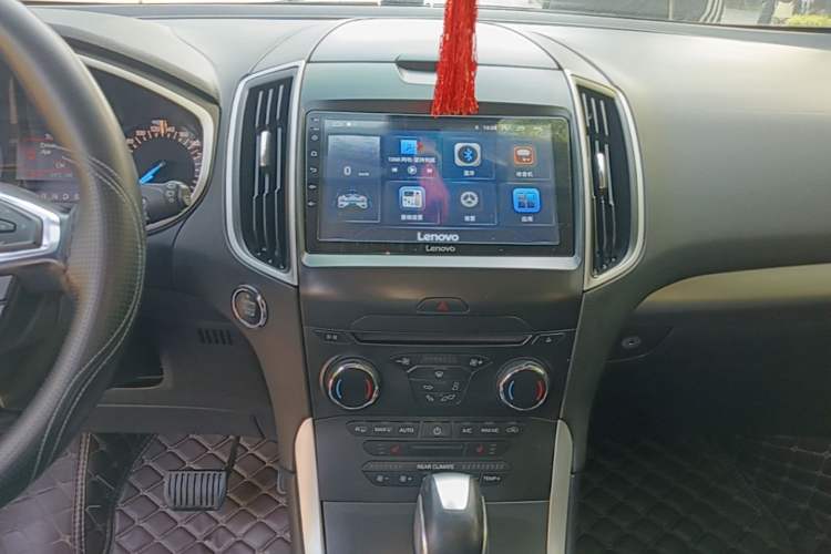 Used Ford Edge 2018 EcoBoost 245 Two-Wheel-Drive Platinum Edition 7-Seater China V Emission Standard Audio And AC Panel