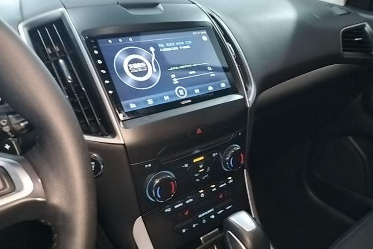 Used Ford Edge 2018 EcoBoost 245 Two-Wheel-Drive Platinum Edition 7-Seater China V Emission Standard Audio And AC Panel