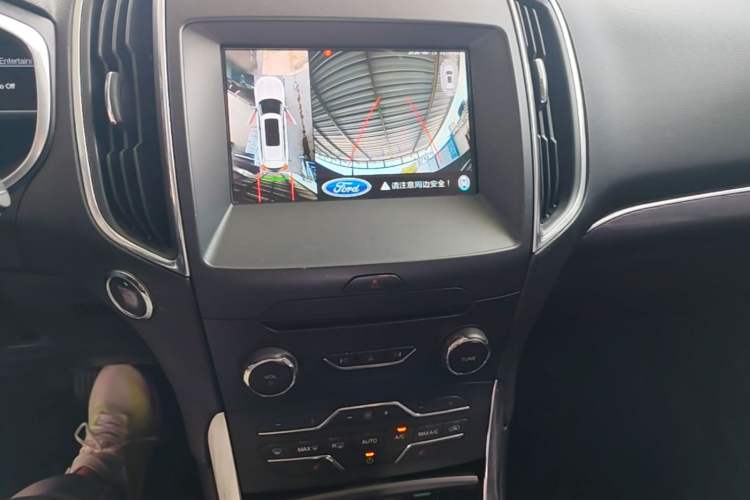 Used Ford Edge 2018 EcoBoost 245 Two-Wheel-Drive Titanium 7-Seater China V Standard Audio And AC Panel