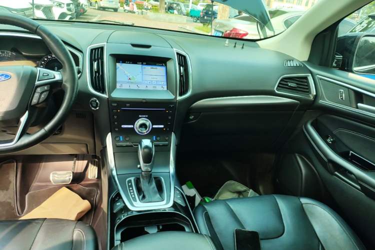 Used Ford Edge 2018 EcoBoost 245 4x4 Titanium Plus 7-Seater China V Standard Audio And AC Panel