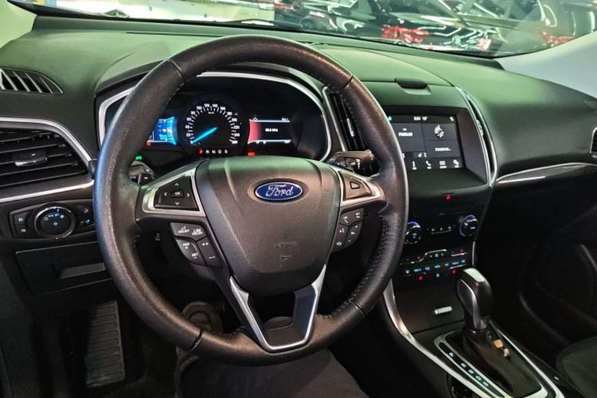 Used Ford Edge 2018 EcoBoost 245 Two-Wheel-Drive Titanium 7-Seater China V Standard Center Console