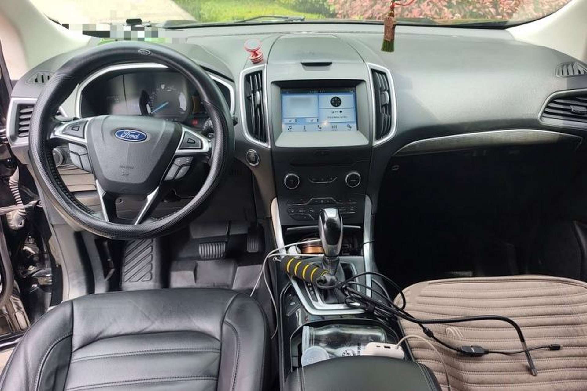 Used Ford Edge 2018 EcoBoost 245 Two-Wheel-Drive Titanium 7-Seater China V Standard Center Console