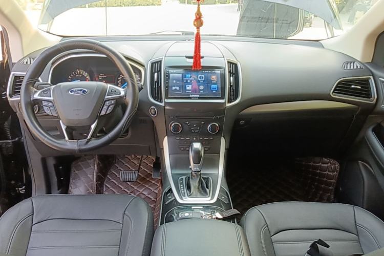 Used Ford Edge 2018 EcoBoost 245 Two-Wheel-Drive Platinum Edition 7-Seater China V Emission Standard Center Console