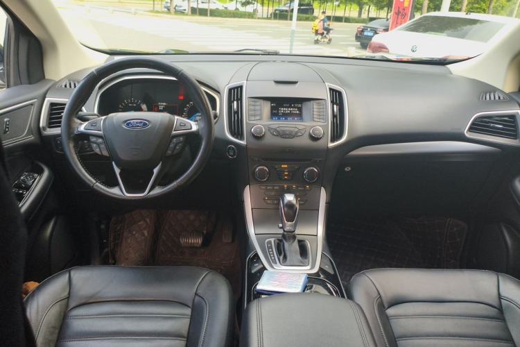 Used Ford Edge 2018 EcoBoost 245 Two-Wheel-Drive Platinum Edition 7-Seater China V Emission Standard Center Console
