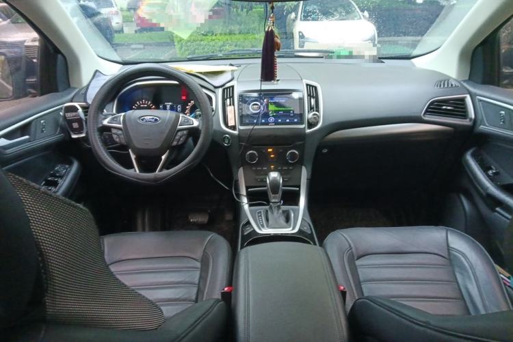 Used Ford Edge 2018 EcoBoost 245 Two-Wheel-Drive Platinum Edition 7-Seater China V Emission Standard Center Console
