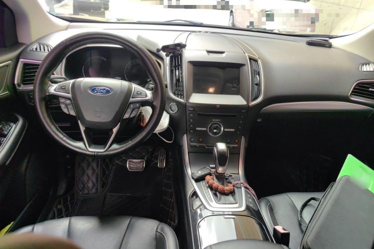 Used Ford Edge 2018 EcoBoost 245 4x4 Titanium Plus 7-Seater China V Standard Center Console