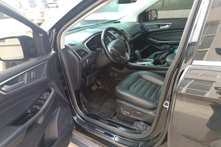 Used Ford Edge 2018 EcoBoost 245 Two-Wheel-Drive Titanium 7-Seater China V Standard Driver Seat