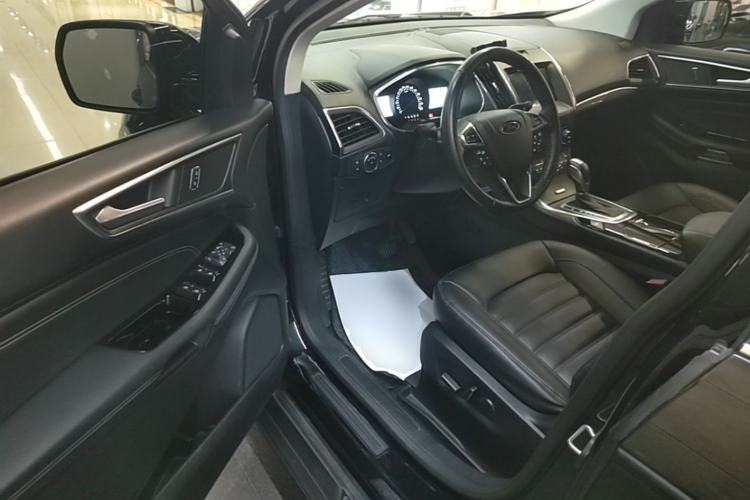 Used Ford Edge 2018 EcoBoost 245 Two-Wheel-Drive Titanium 7-Seater China VI Standard Driver Seat