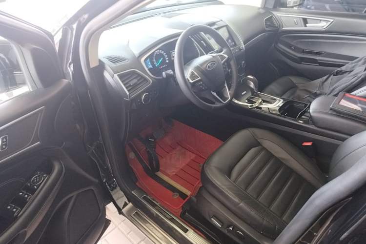 Used Ford Edge 2018 EcoBoost 245 Two-Wheel-Drive Titanium 7-Seater China V Standard Driver Seat