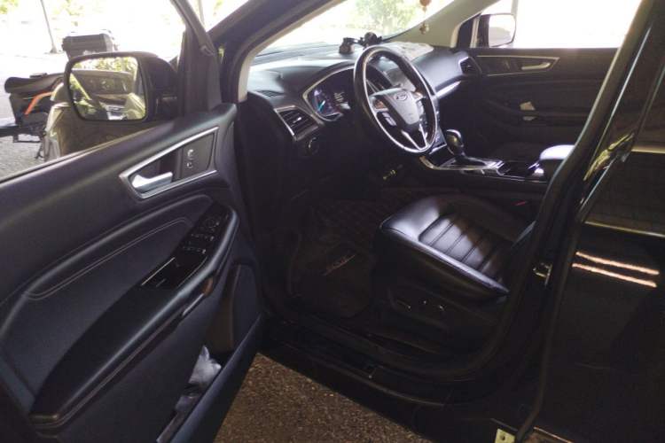 Used Ford Edge 2018 EcoBoost 245 Two-Wheel-Drive Titanium 7-Seater China V Standard Driver Seat