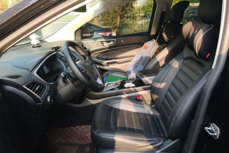 Used Ford Edge 2018 EcoBoost 245 Two-Wheel-Drive Titanium 7-Seater China V Standard Driver Seat