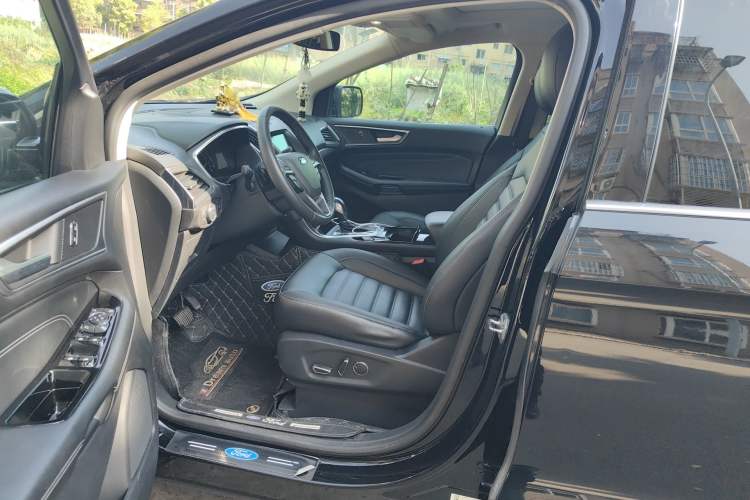 Used Ford Edge 2018 EcoBoost 245 Two-Wheel-Drive Titanium 7-Seater China VI Standard Driver Seat