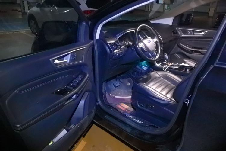 Used Ford Edge 2018 EcoBoost 245 Two-Wheel-Drive Titanium 7-Seater China VI Standard Driver Seat