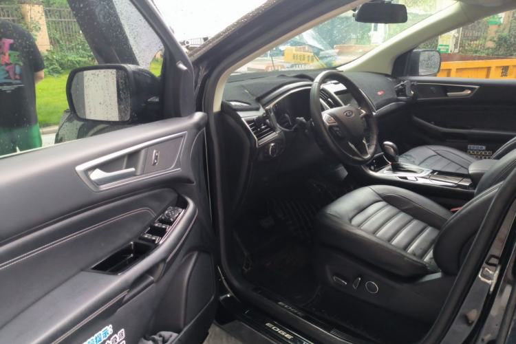 Used Ford Edge 2018 EcoBoost 245 Two-Wheel-Drive Titanium 7-Seater China V Standard Driver Seat