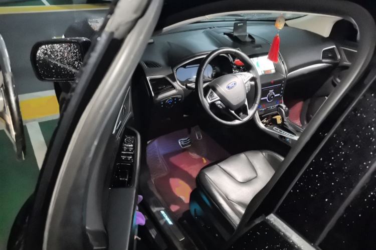 Used Ford Edge 2018 EcoBoost 245 4x4 Titanium Plus 7-Seater China V Standard Driver Seat