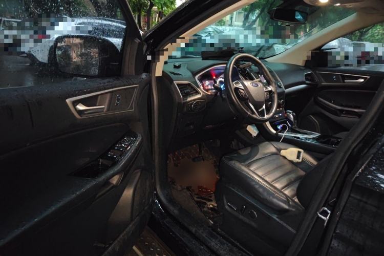 Used Ford Edge 2018 EcoBoost 245 Two-Wheel-Drive Platinum Edition 7-Seater China V Emission Standard Driver Seat