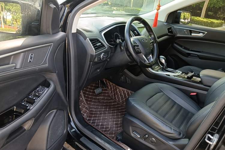 Used Ford Edge 2018 EcoBoost 245 Two-Wheel-Drive Platinum Edition 7-Seater China V Emission Standard Driver Seat