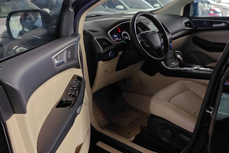 Used Ford Edge 2018 EcoBoost 245 Two-Wheel-Drive Titanium 5-Seater China V Standard Driver Seat
