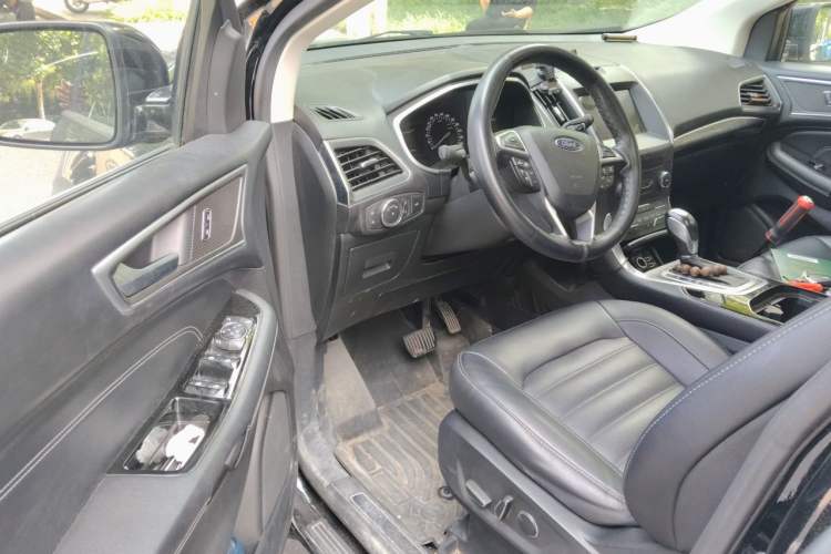 Used Ford Edge 2018 EcoBoost 245 Two-Wheel-Drive Titanium 7-Seater China V Standard Driver Seat