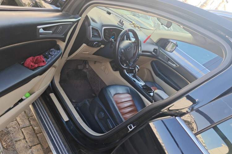 Used Ford Edge 2018 EcoBoost 245 Two-Wheel-Drive Titanium 5-Seater China VI Standard Driver Seat
