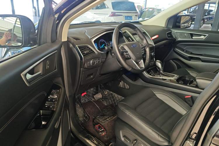 Used Ford Edge 2018 EcoBoost 245 Two-Wheel-Drive Titanium 7-Seater China V Standard Driver Seat