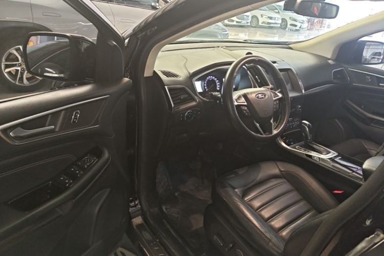 Used Ford Edge 2018 EcoBoost 245 Two-Wheel-Drive Titanium 7-Seater China V Standard Driver Seat