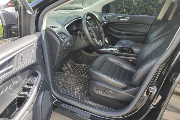 Used Ford Edge 2018 EcoBoost 245 Two-Wheel-Drive Titanium 7-Seater China V Standard Driver Seat