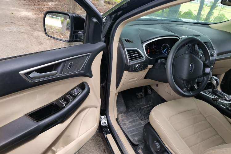 Used Ford Edge 2018 EcoBoost 245 Two-Wheel-Drive Titanium 5-Seater China V Standard Driver Seat