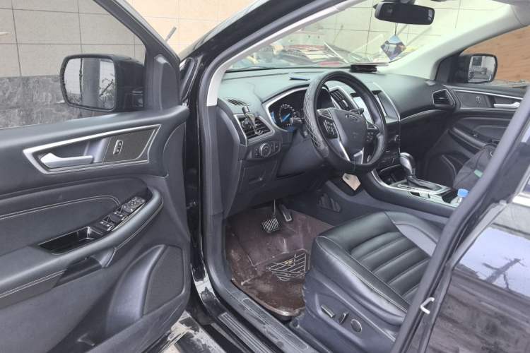 Used Ford Edge 2018 EcoBoost 245 Two-Wheel-Drive Titanium 7-Seater China VI Standard Driver Seat