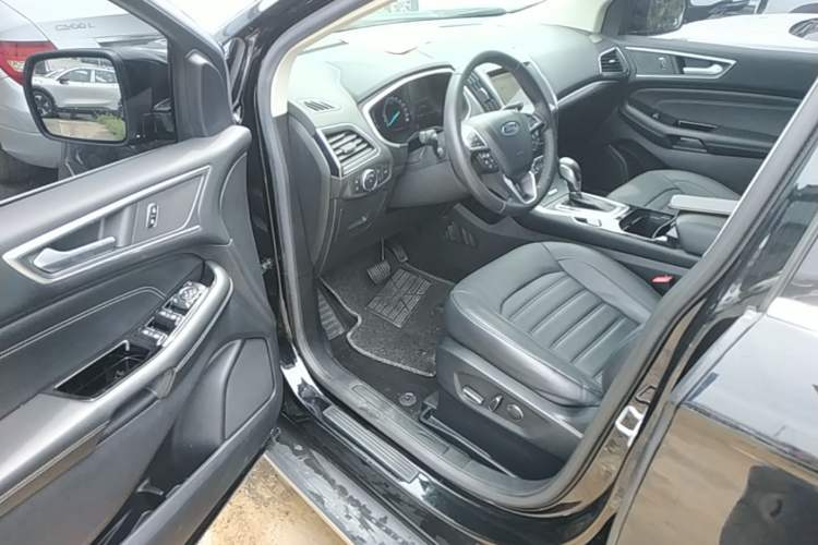 Used Ford Edge 2018 EcoBoost 245 Two-Wheel-Drive Titanium 7-Seater China V Standard Driver Seat