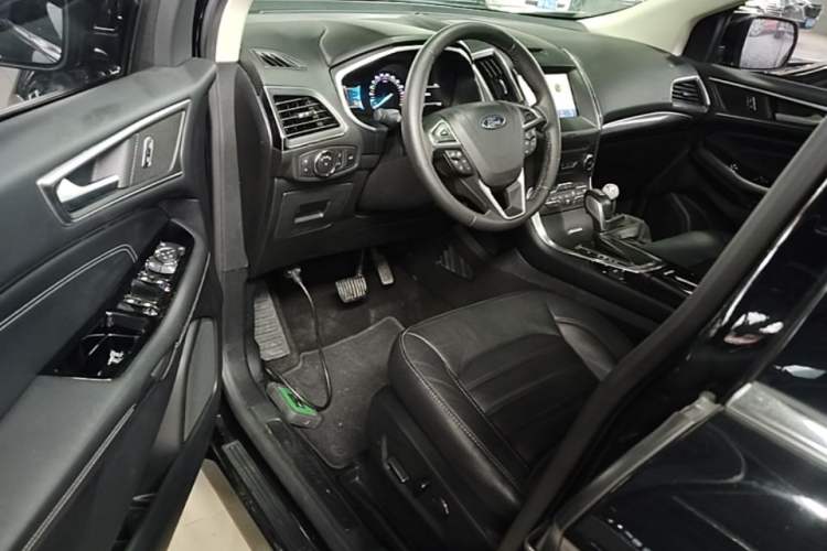 Used Ford Edge 2018 EcoBoost 245 Two-Wheel-Drive Titanium 7-Seater China VI Standard Driver Seat