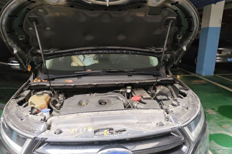 Used Ford Edge 2018 EcoBoost 245 Two-Wheel-Drive Titanium 7-Seater China V Standard Engine Bay
