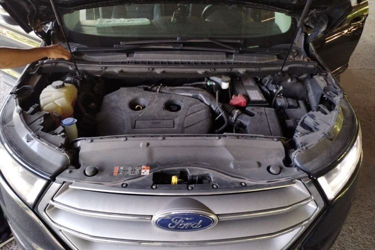 Used Ford Edge 2018 EcoBoost 245 Two-Wheel-Drive Titanium 7-Seater China V Standard Engine Bay