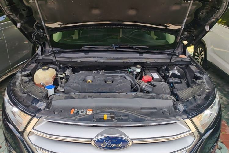 Used Ford Edge 2018 EcoBoost 245 Two-Wheel-Drive Titanium 5-Seater China V Standard Engine Bay