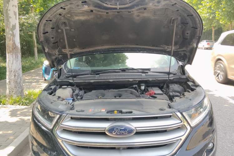 Used Ford Edge 2018 EcoBoost 245 Two-Wheel-Drive Titanium 7-Seater China V Standard Engine Bay