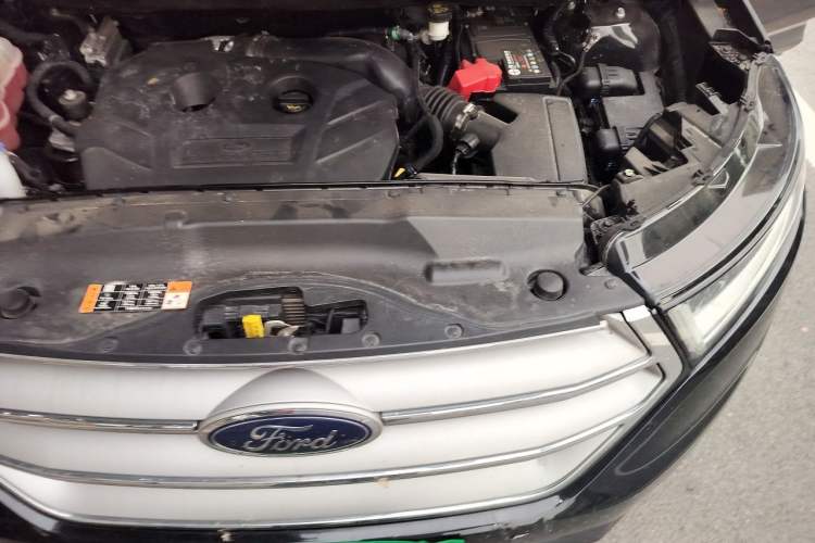 Used Ford Edge 2018 EcoBoost 245 Two-Wheel-Drive Titanium 7-Seater China V Standard Engine Bay Left