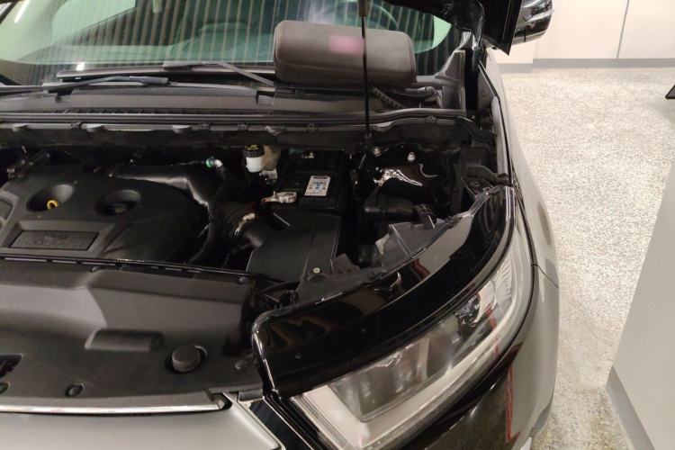 Used Ford Edge 2018 EcoBoost 245 Two-Wheel-Drive Titanium 7-Seater China V Standard Engine Bay Left