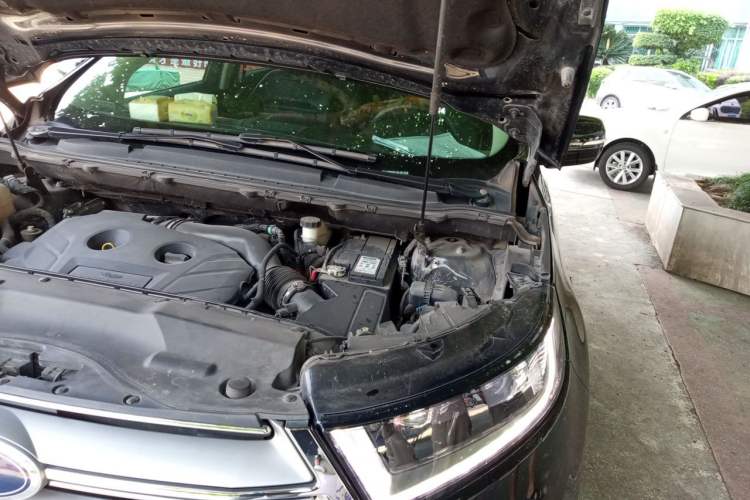 Used Ford Edge 2018 EcoBoost 245 Two-Wheel-Drive Titanium 7-Seater China V Standard Engine Bay Left