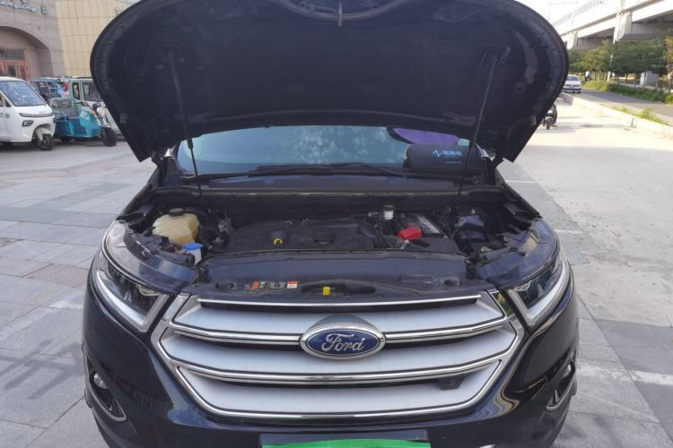 Used Ford Edge 2018 EcoBoost 245 Four-Wheel Drive Titanium 7-Seater Engine Bay