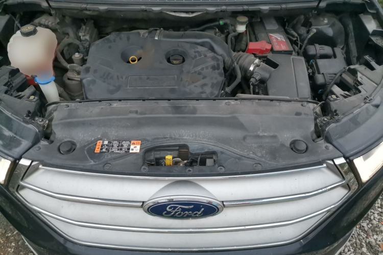Used Ford Edge 2018 EcoBoost 245 Four-Wheel Drive Titanium 7-Seater Engine Bay