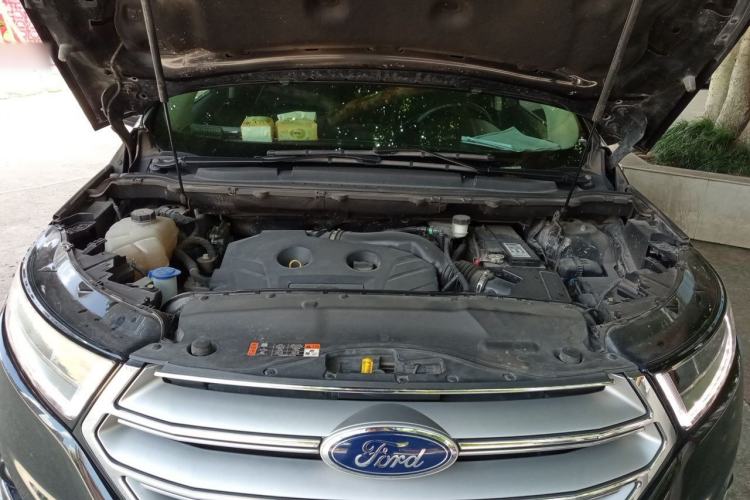 Used Ford Edge 2018 EcoBoost 245 Two-Wheel-Drive Titanium 7-Seater China V Standard Engine Bay