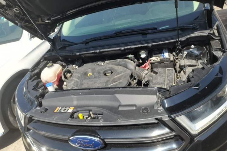 Used Ford Edge 2018 EcoBoost 245 Two-Wheel-Drive Titanium 7-Seater China V Standard Engine Bay
