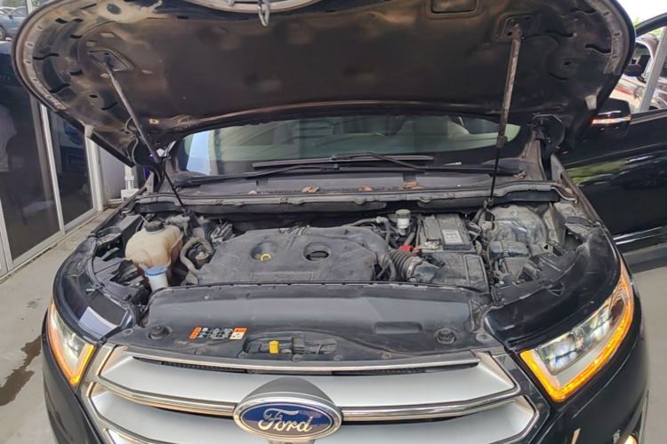 Used Ford Edge 2018 EcoBoost 245 Two-Wheel-Drive Titanium 7-Seater China V Standard Engine Bay
