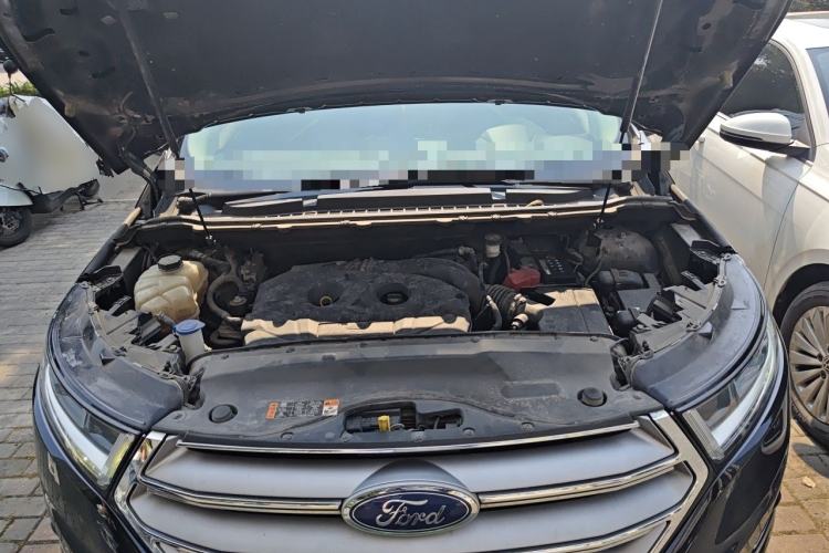 Used Ford Edge 2018 EcoBoost 245 Four-Wheel Drive Titanium 7-Seater Engine Bay