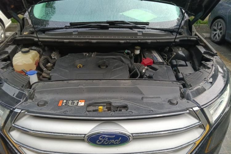 Used Ford Edge 2018 EcoBoost 245 Two-Wheel-Drive Platinum Edition 7-Seater China V Emission Standard Engine Bay