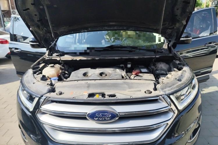 Used Ford Edge 2018 EcoBoost 245 Two-Wheel-Drive Titanium 7-Seater China VI Standard Engine Bay