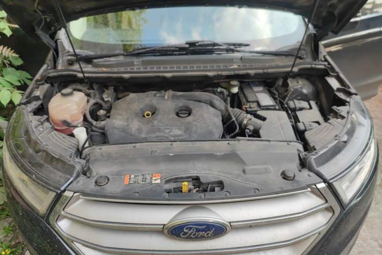 Used Ford Edge 2018 EcoBoost 245 Two-Wheel-Drive Titanium 5-Seater China V Standard Engine Bay