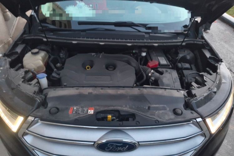 Used Ford Edge 2018 EcoBoost 245 Four-Wheel Drive Titanium 7-Seater Engine Bay
